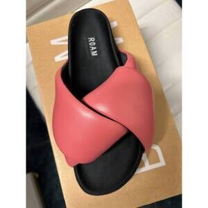 NEW ROAM women's foldy puffy slide in blush